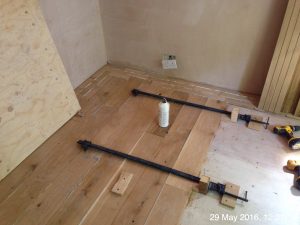 Plumpton Pit Stop fixing 22mm oak parquet flooring